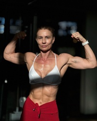 Pictures of Maria Moya