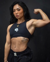 Hikaru Komiyama (the.littlebeast)