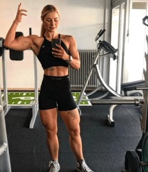 Pictures of Katha Grabbe