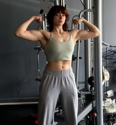 Paryss Tan (paryssbryanne)