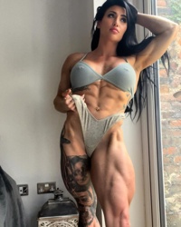 Pictures of Tori Beaumont