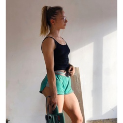 Pictures of Aline Dessine