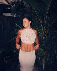 Pictures of Desi Johnson