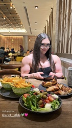 Pictures of Ariel Rose