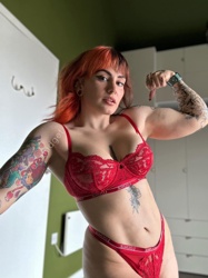 Peta (@power_midget)