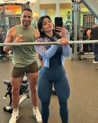 Pictures of Alianyi Palmar