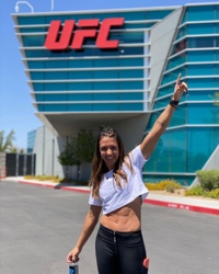 Amanda Ribas