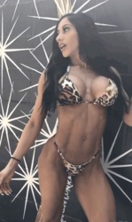 Narmin Assria (missnarmin)