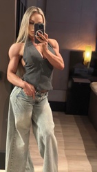 Pictures of Natalia Ejsmont