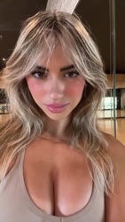 Jacqueline Laurito (nami_m0mmy)