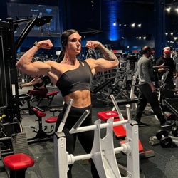 Pictures of Stefanie Roth