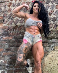 Pictures of Tori Beaumont