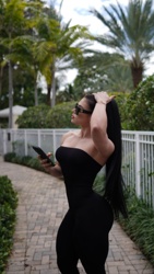 Pictures of Alianyi Palmar