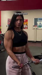 Pictures of Mariely Valdes (valdesfit98)