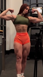 Pictures of Paola Ramos