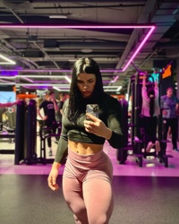 Pictures of Viktoria Ushakova