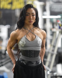 Hikaru Komiyama (the.littlebeast)