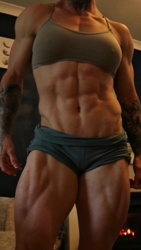 Pictures of Lee Keyrouz