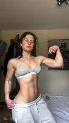 Sarah Mackay (liftwsarah)
