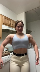 Bridget May (themusclemami)