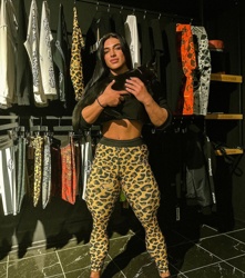 Pictures of Daria Shuer