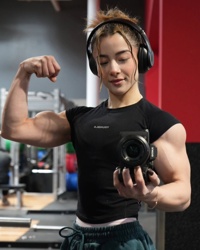 Ruby Rivera (_riverafit)