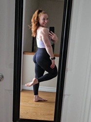 Amber (fit_little_redhead)