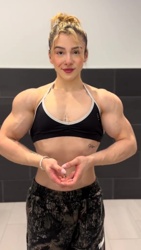 Ruby Rivera (_riverafit)