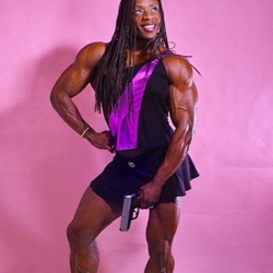 Pictures of Iris Kyle