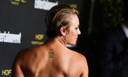 Pictures Of Kaley Cuoco Kaley cuoco shows off major muscles on the big bang theory. pictures of kaley cuoco