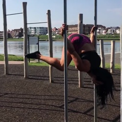 Pictures of Tori Beaumont